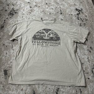 Yellowstone Graphic Men's Shirt Size 4XL